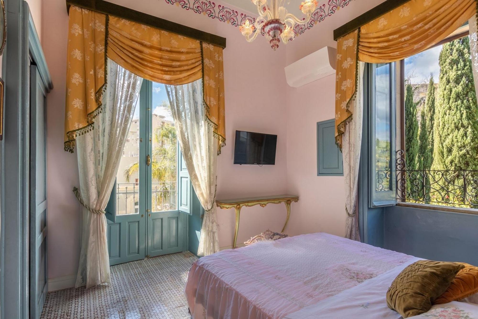 Villa Nicolaci - Liberty Suites Noto Exterior photo